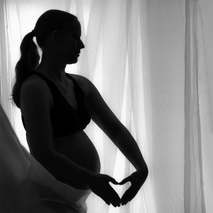 Babybauch Shooting Schwangerschaftsfotografie